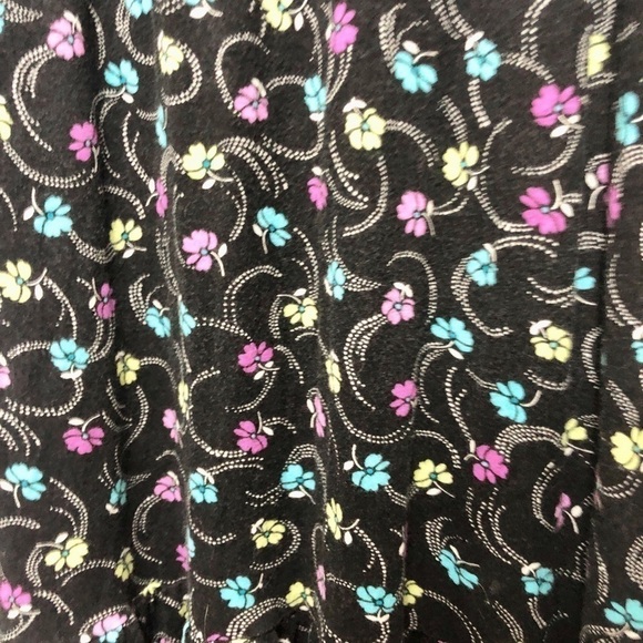 🧊Axcess by Liz Claiborne black rayon Sun dress with flower pattern - Picture 5 of 9